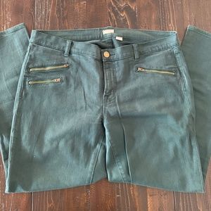 J CREW ● Green Jeans